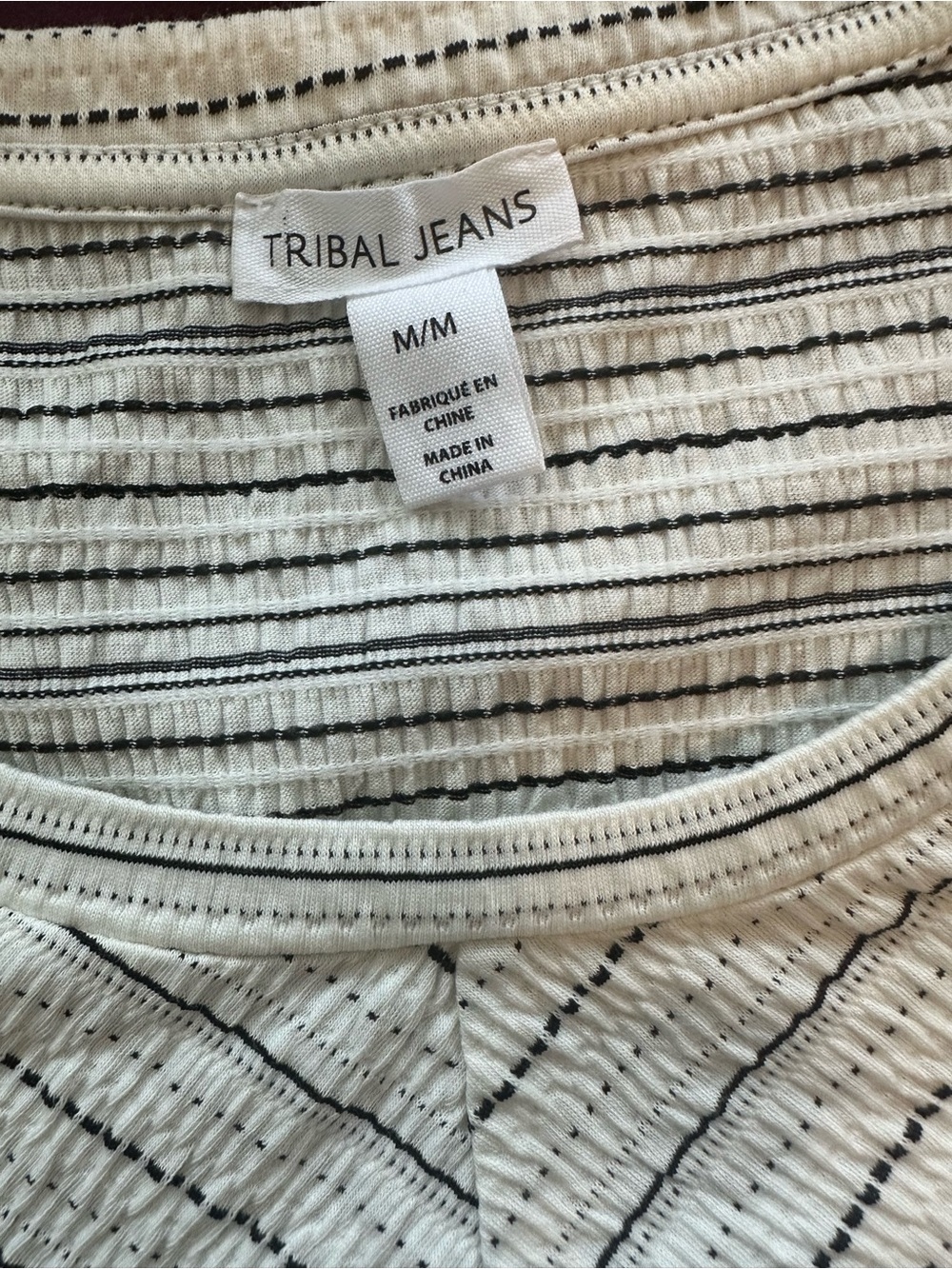 Women’s Cream Striped Twist-Hem Short Sleeve Tee - Picture 3 of 3